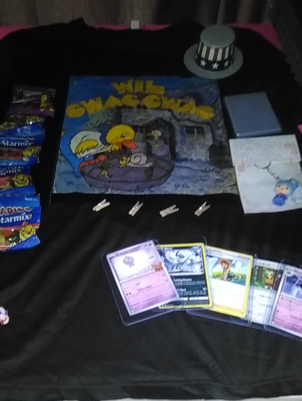 Wil Cwac Cwac Retro T-shirt Surprise Box With Pokemon Cards And Extras